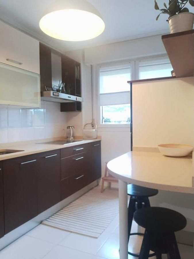 Apartamento Con Suite, Zona De Trabajo Y Yoga Wifi Y Garaje Castro Urdiales Exterior foto
