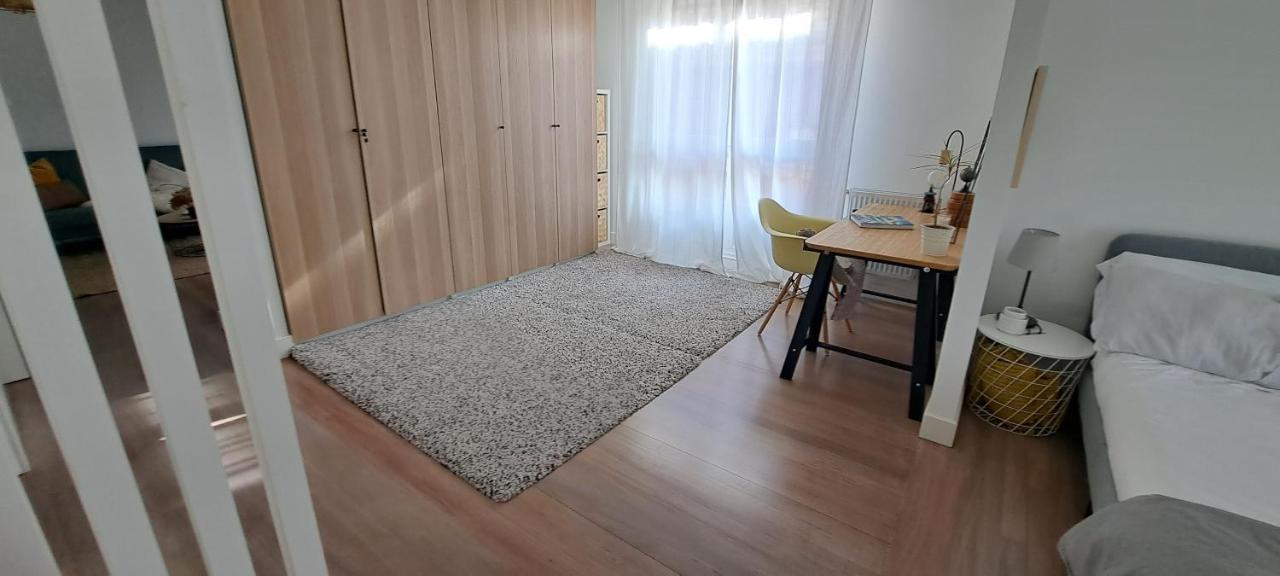 Apartamento Con Suite, Zona De Trabajo Y Yoga Wifi Y Garaje Castro Urdiales Exterior foto