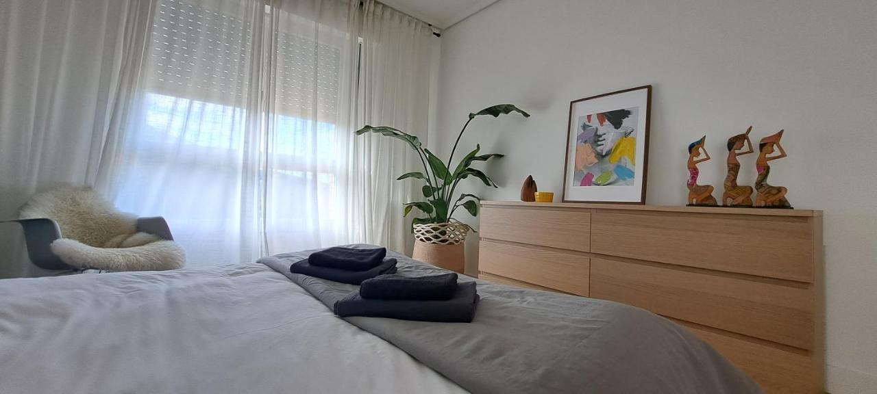 Apartamento Con Suite, Zona De Trabajo Y Yoga Wifi Y Garaje Castro Urdiales Exterior foto